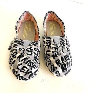 Toms Toddler Graphics Raise IQ not sea levels Canvas Slip On Alpargata Shoes 11